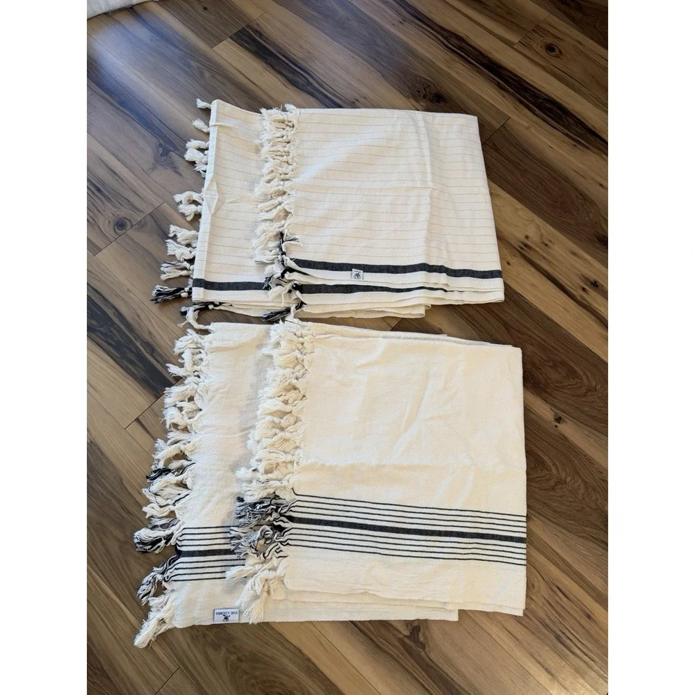 The Loomia Turkish Beach Towels Blanket Set of 4 Cotton Fringe Black Cream